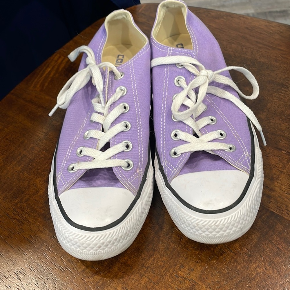 Lilac Converse Chuck Taylor All Stars
